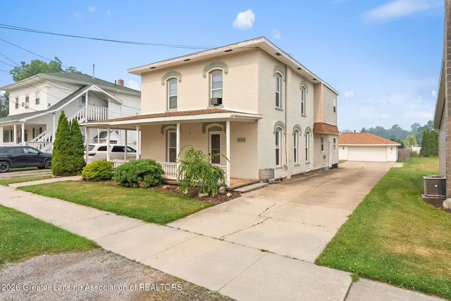 205 High Street, Laingsburg, MI 48848 - #2