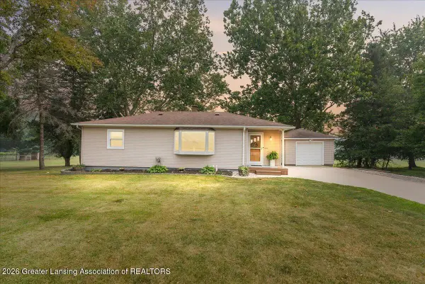 205 W Herbison Road, DeWitt, MI 48820