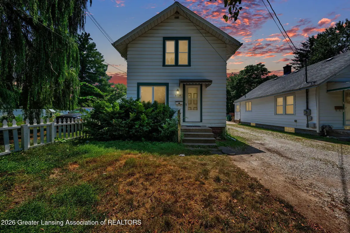 218 Paris Avenue, Lansing, MI 48910 - #1