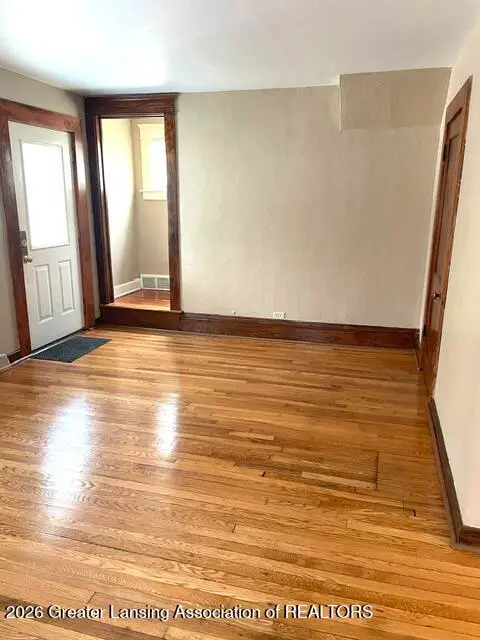 404 Leslie Street, Lansing, MI 48912 - #3