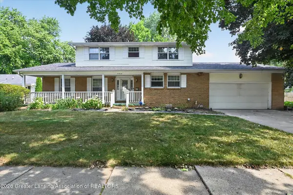 3412 Sandhurst Drive, Lansing, MI 48911