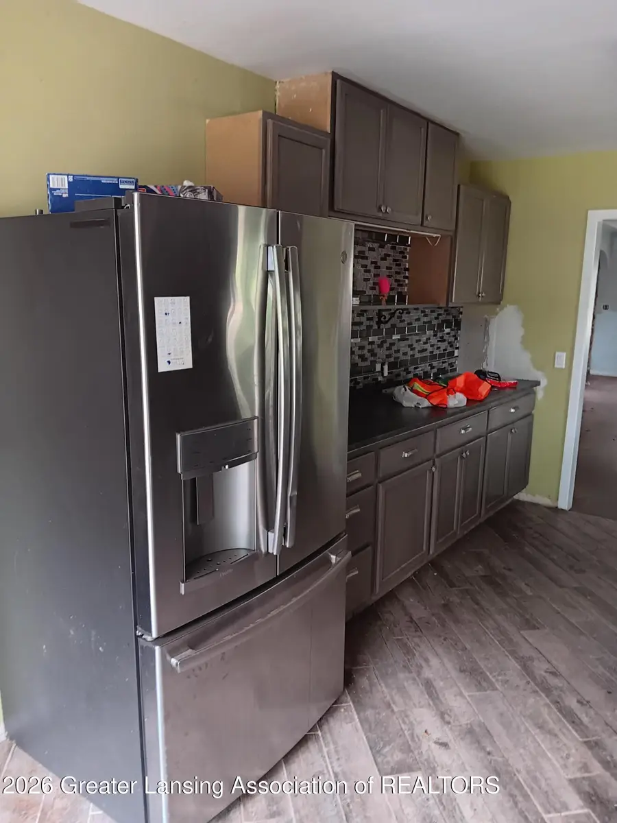 1901 W Holmes Road, Lansing, MI 48910 - #2