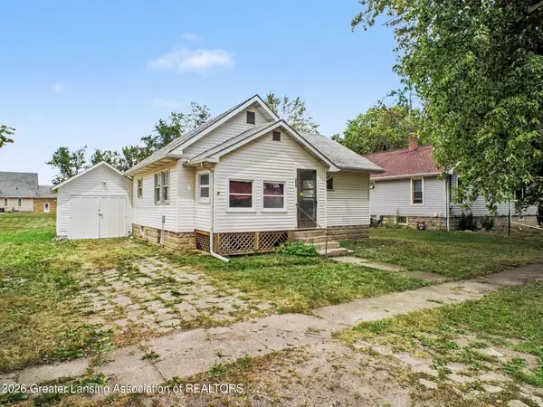 130 W Fulton Avenue, Pompeii, MI 48874