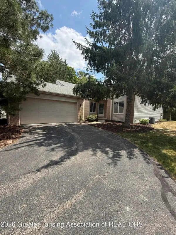 7103 Treasure Isle #50, Lansing, MI 48917