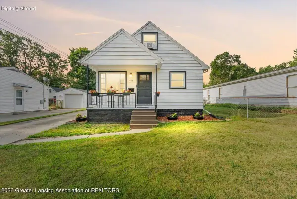 832 Irvington Avenue, Lansing, MI 48910