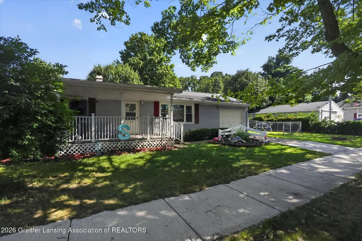 322 W Shaw Street, Charlotte, MI 48813 - #1