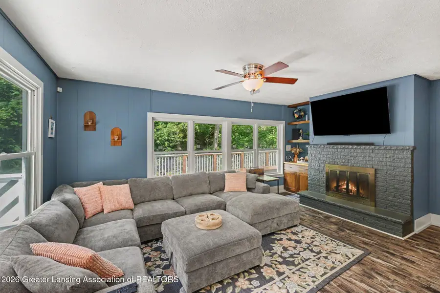 6276 Willow Highway, Grand Ledge, MI 48837 - #3