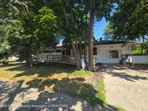 3110 W Willow Street, Lansing, MI 48917