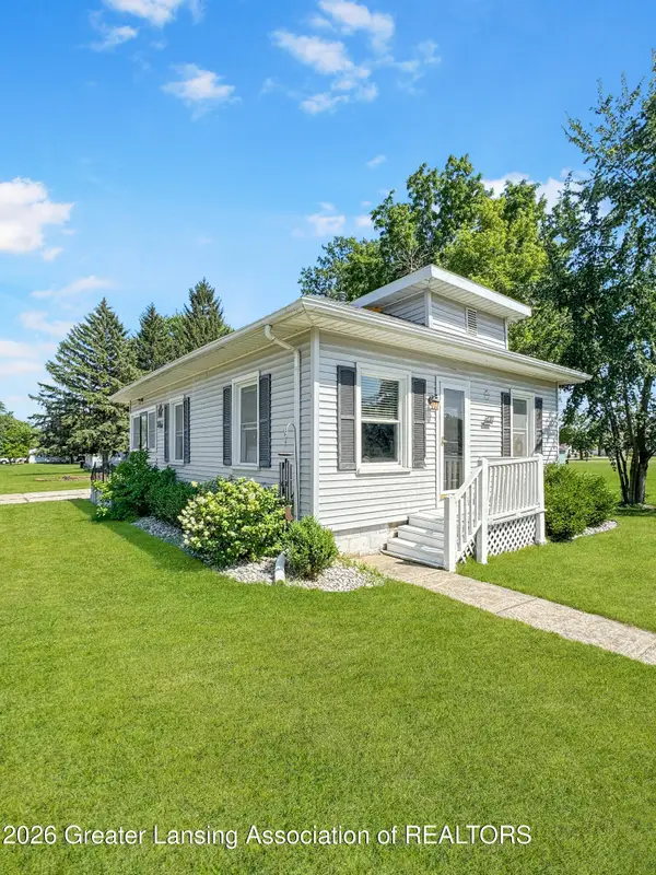 301 S Whittemore Street, St. Johns, MI 48879