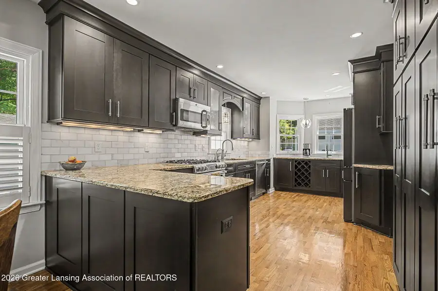 1025 Wildwood Drive, East Lansing, MI 48823 - #2