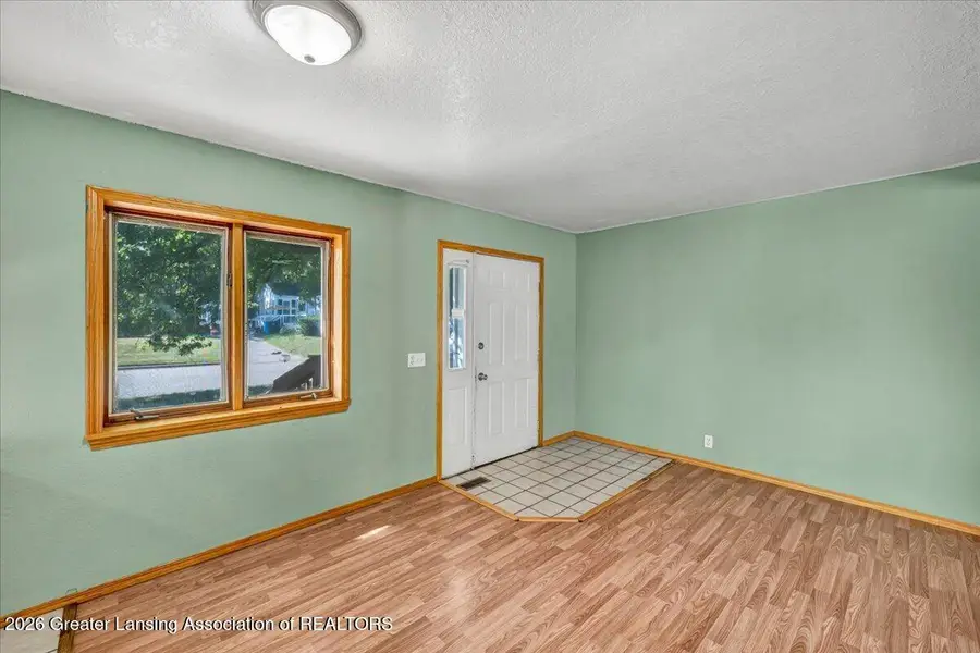 916 Hein Avenue, Lansing, MI 48911 - #3