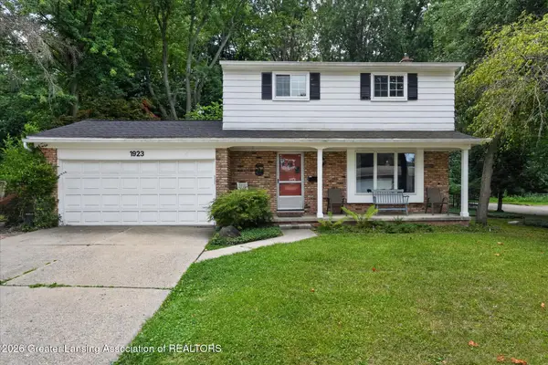 1923 Peggy Place, Lansing, MI 48910