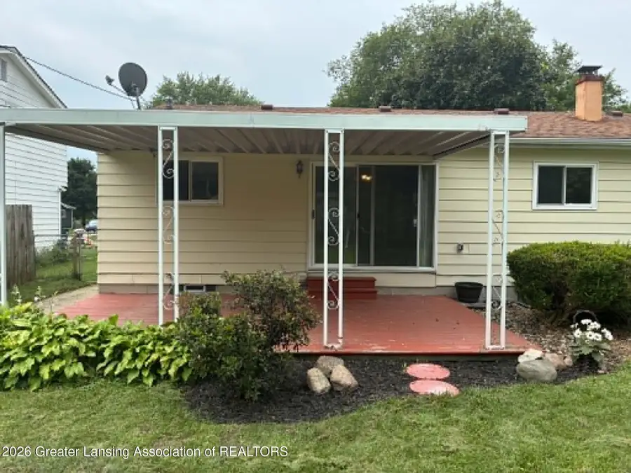 3913 Stratford Avenue, Lansing, MI 48911 - #2