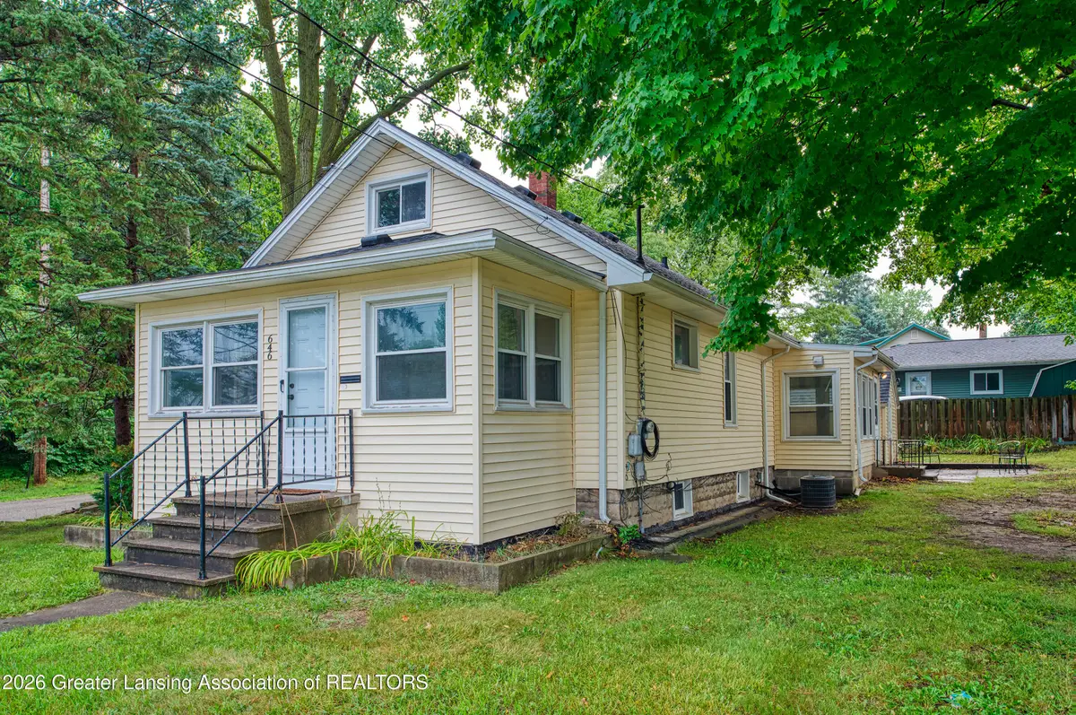 646 N Hagadorn Road, East Lansing, MI 48823 - #1