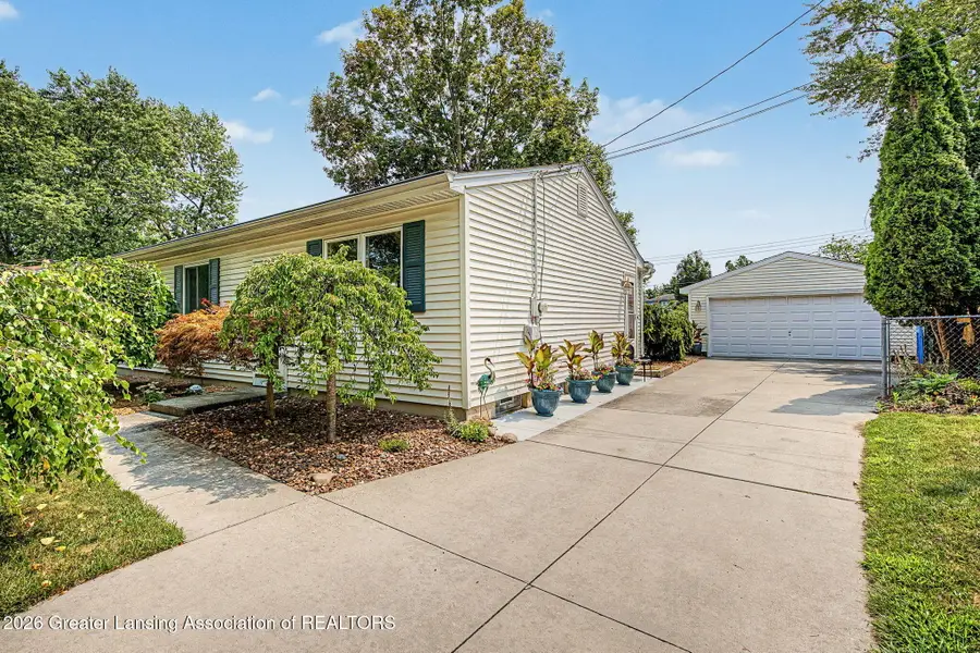5711 Ashley Drive, Lansing, MI 48911 - #3