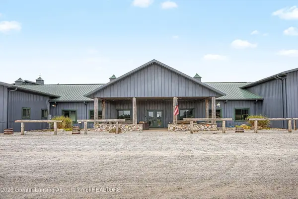 2591 S Ramshorn Drive, Fremont, MI 49412