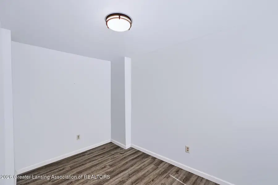 714 S Hayford Avenue, Lansing, MI 48912 - #3