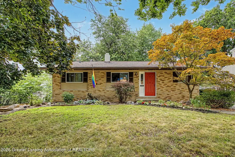 2600 Darien Drive, Lansing, MI 48912 - #2