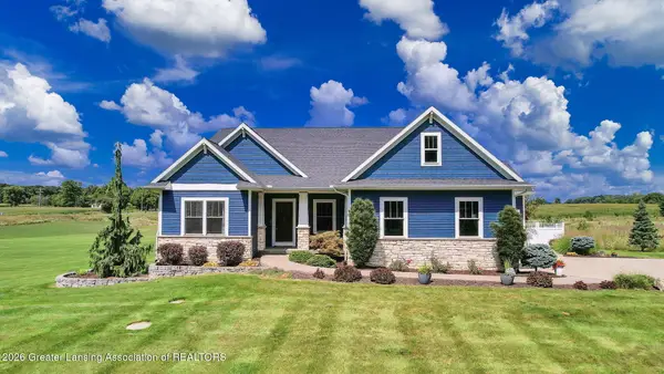 3950 W Howe Road, DeWitt, MI 48820