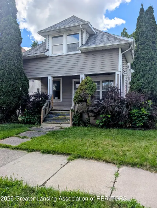 1017 W Hillsdale Street, Lansing, MI 48915