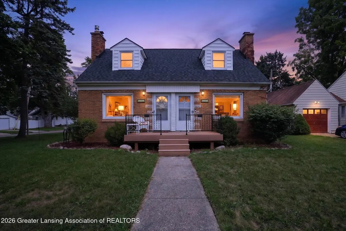 2001 Devonshire, Lansing, MI 48910 - #1