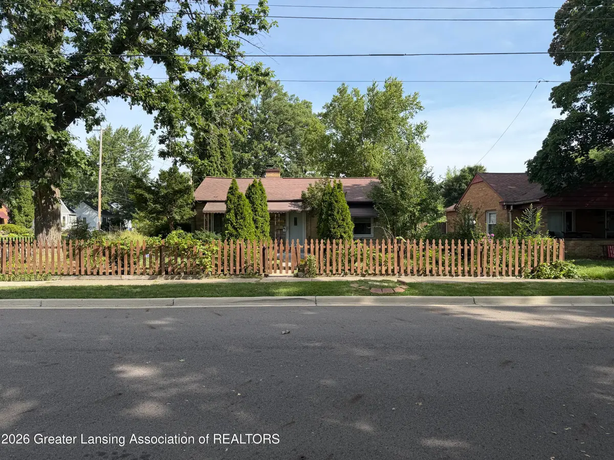 1424 Poxson Avenue, Lansing, MI 48910 - #1