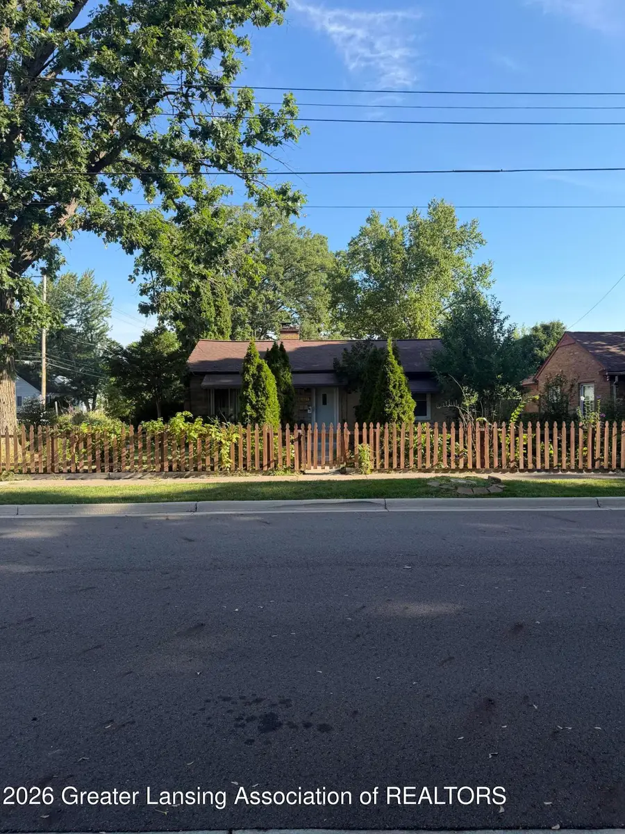 1424 Poxson Avenue, Lansing, MI 48910 - #2