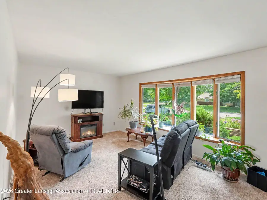 117 Woodhaven Drive, Lansing, MI 48917 - #3