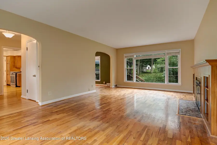 1035 Southlawn Avenue, East Lansing, MI 48823 - #3
