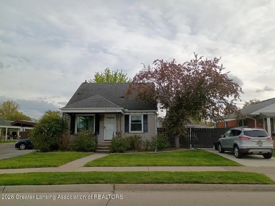 22940 Doremus Street, Saint Clair Shores, MI 48080 - #2