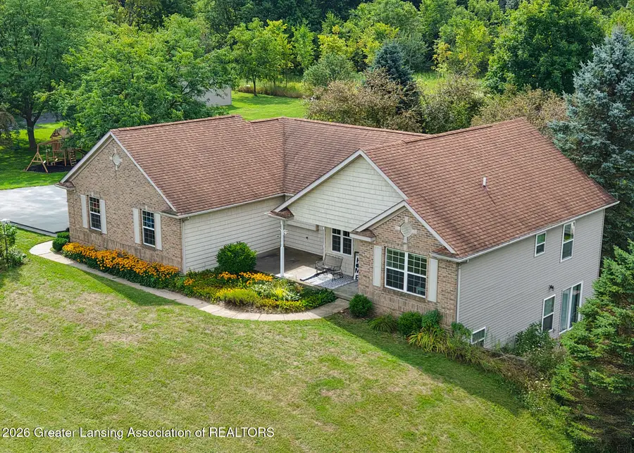 321 Mapleview Drive, Charlotte, MI 48813 - #3