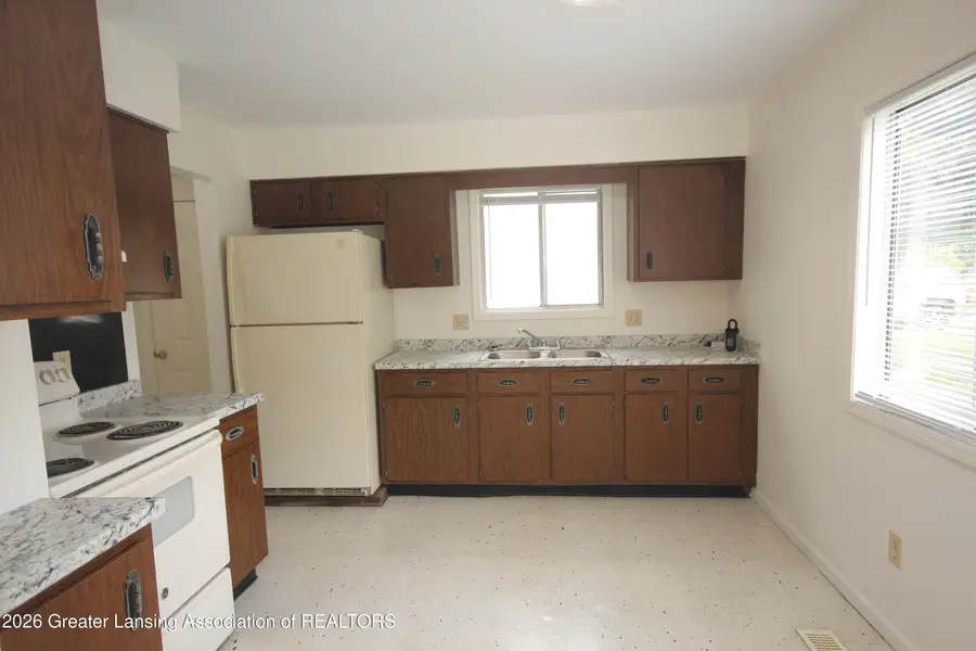 414 S Hathaway Street, Lansing, MI 48917 - #2