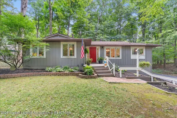 6521 W Galway Circle, Dimondale, MI 48821