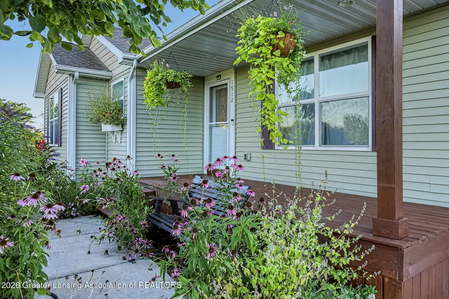 1912 Meadow Hills Drive, Eaton Rapids, MI 48827 - #2