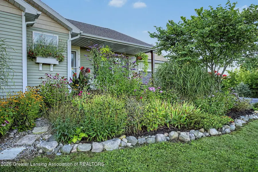 1912 Meadow Hills Drive, Eaton Rapids, MI 48827 - #3