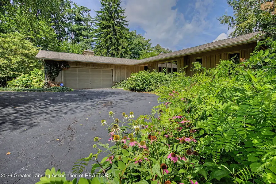 9124 Riverside Drive, Grand Ledge, MI 48837 - #3
