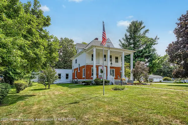 317 S Clinton Street, Stockbridge, MI 49285