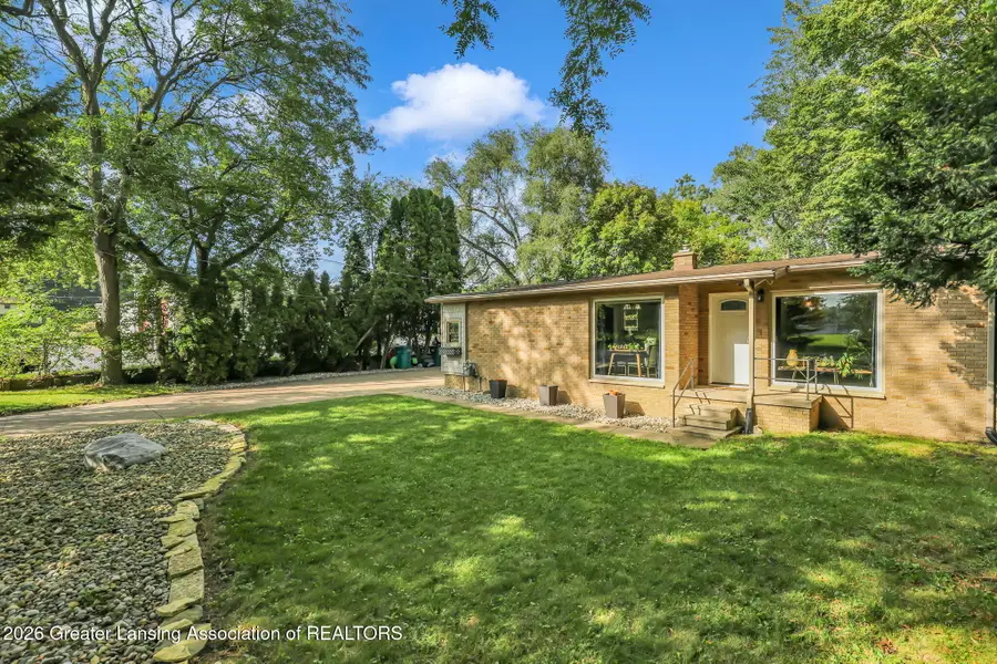 5921 Woodgate Drive, Lansing, MI 48911 - #2