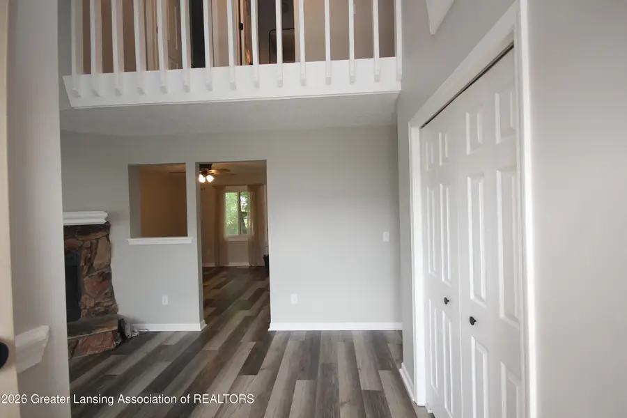 907 Registry Drive #123, Grand Ledge, MI 48837 - #2