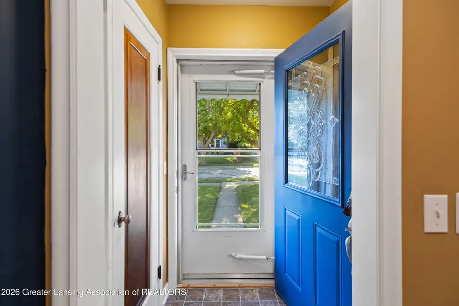 815 Downer Avenue, Lansing, MI 48912 - #3