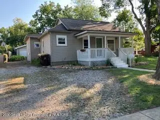 314 W Main Street, Grand Ledge, MI 48837 - #2