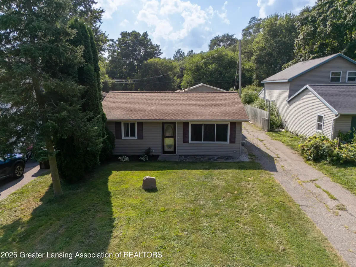 38 S Aurelius Road, Mason, MI 48854 - #1