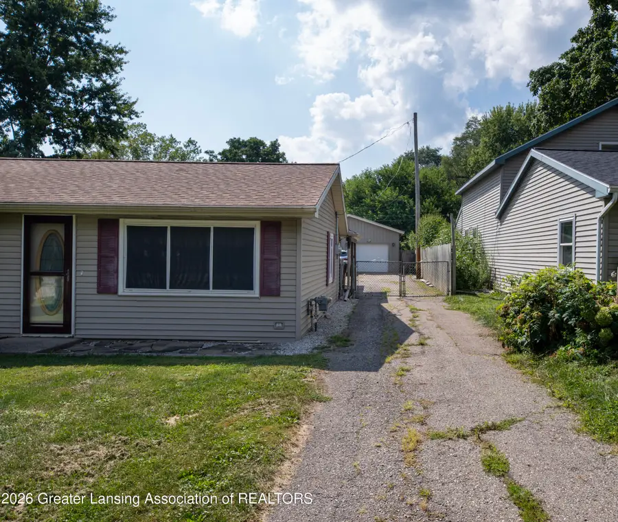 38 S Aurelius Road, Mason, MI 48854 - #3