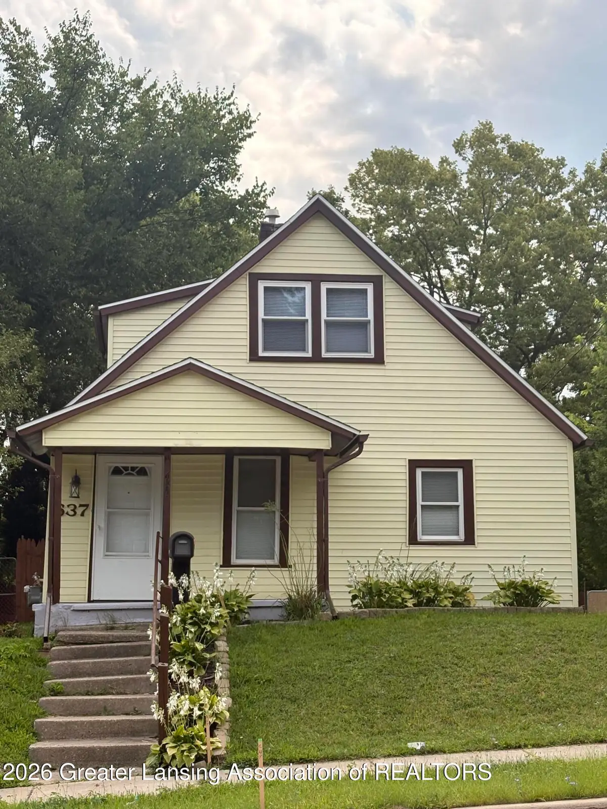 637 S Clemens Avenue, Lansing, MI 48912 - #1