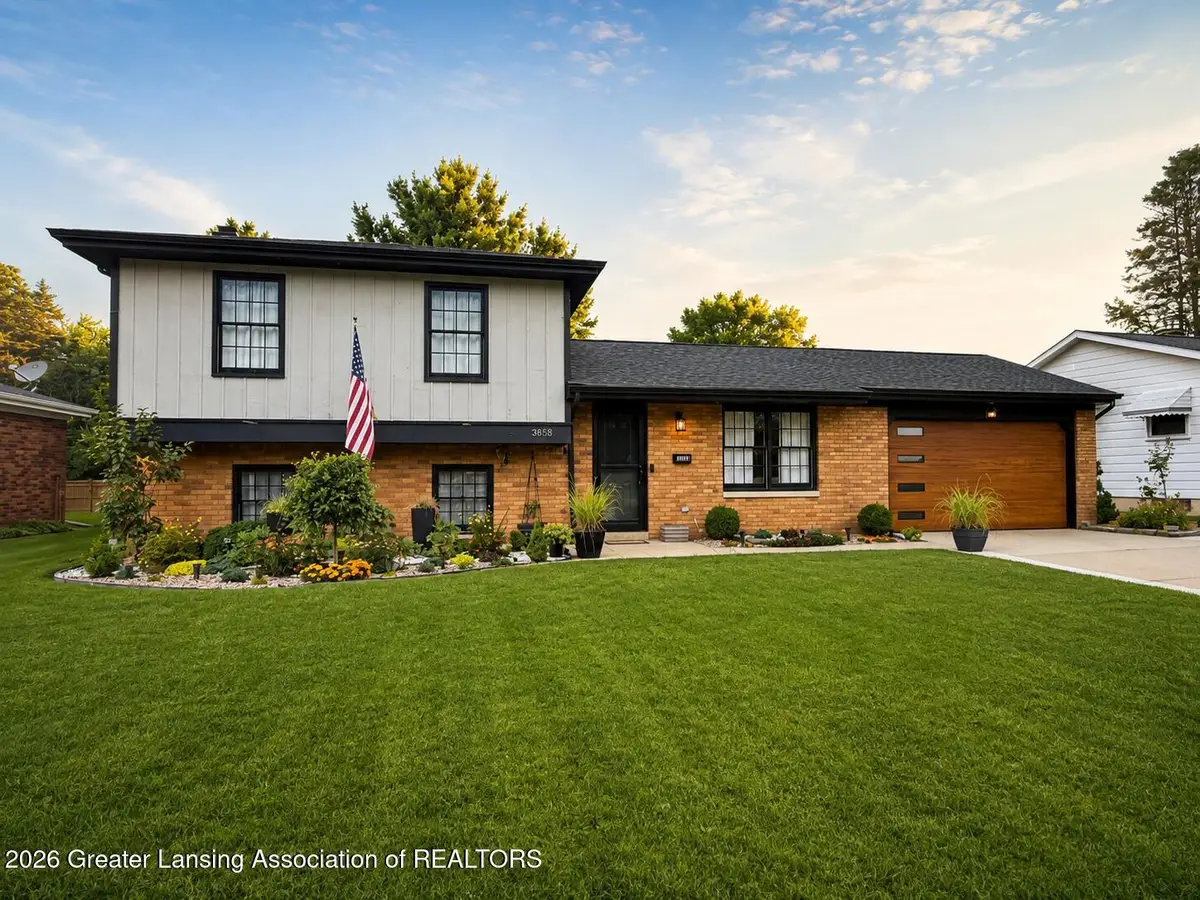 3868 Kirkwood Street, Jackson, MI 49203 - #1