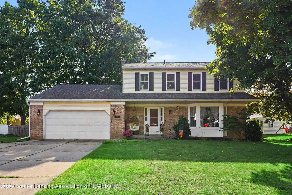 1213 S Clinton Street, Charlotte, MI 48813 - #1