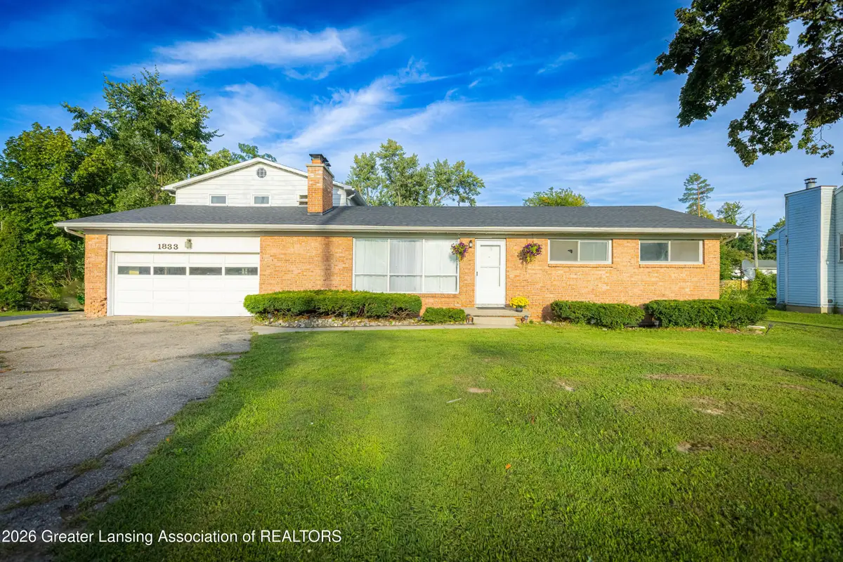 1833 S Waverly Road, Lansing, MI 48917 - #1
