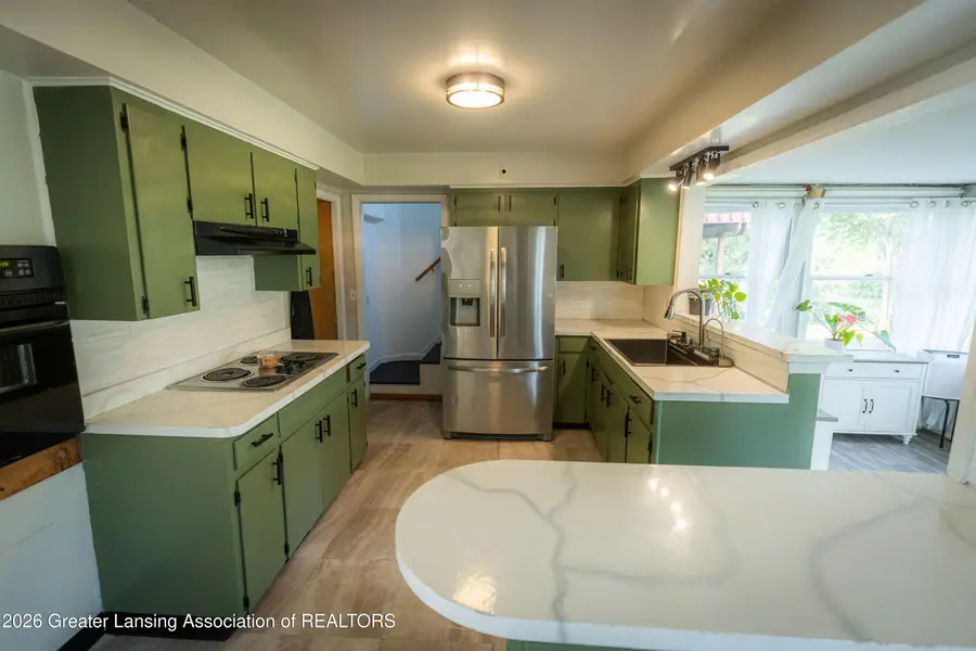 1833 S Waverly Road, Lansing, MI 48917 - #3