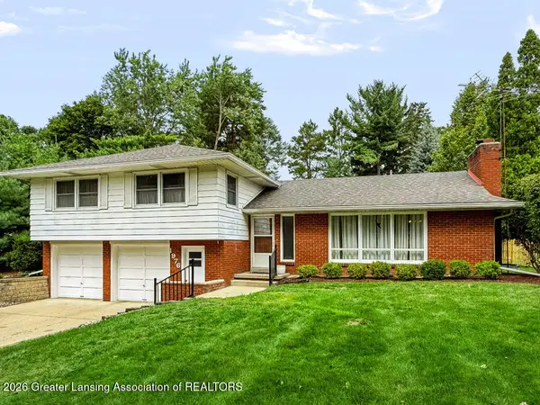 1976 Yuma Trail, Okemos, MI 48864