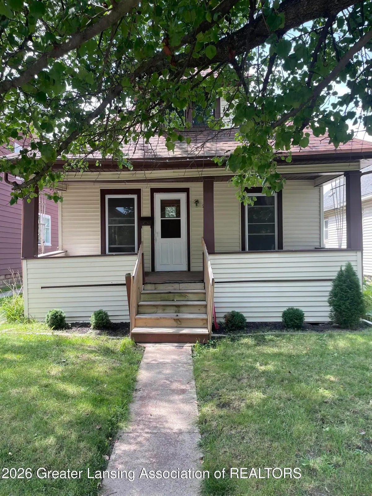 228 S Clemens Avenue, Lansing, MI 48912 - #1